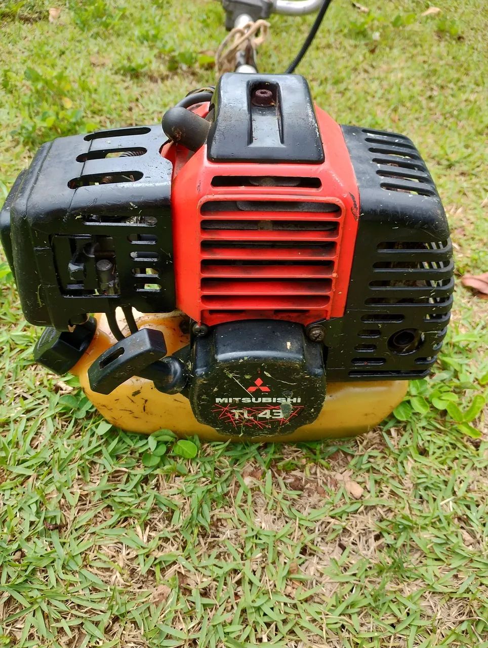 Roçadeira de gasolina - Foto 4