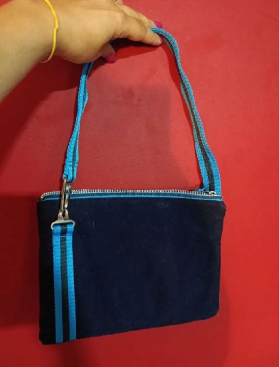 Bolsa de Ombro Azul Gap