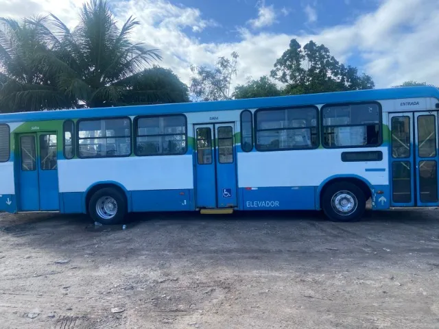 ÔNIBUS MERCEDES BENS 1722 MARCOPOLO TOURINO 2009