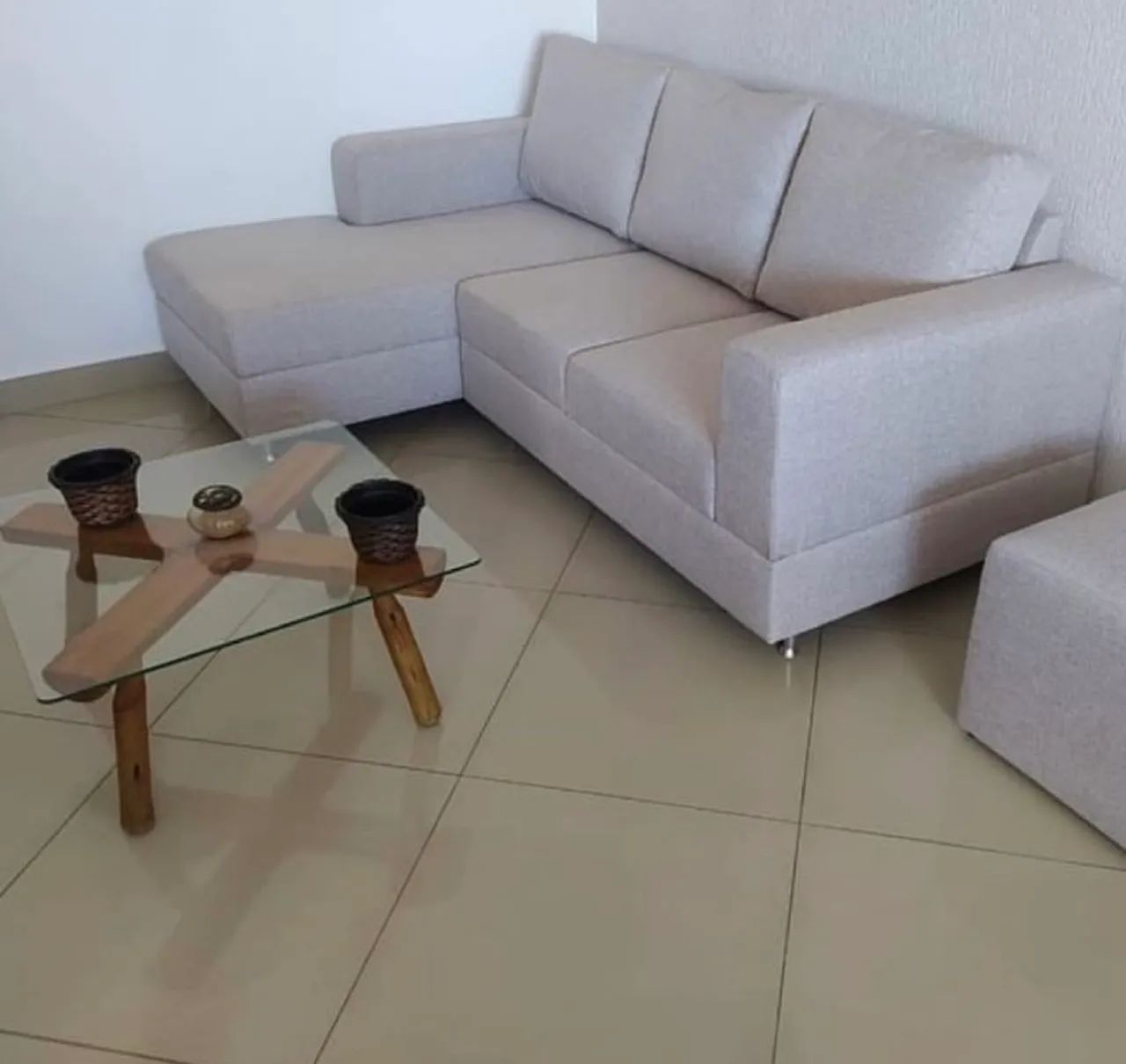 Sofá chaise disponível a pronta entrega  - Foto 2