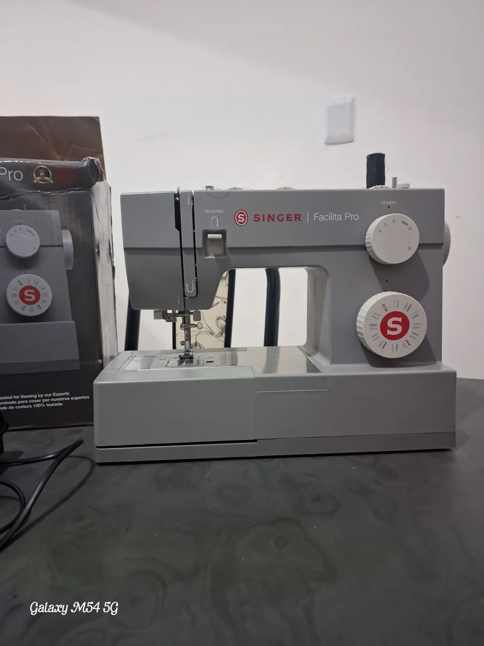 Máquina singer facilita pro 4523