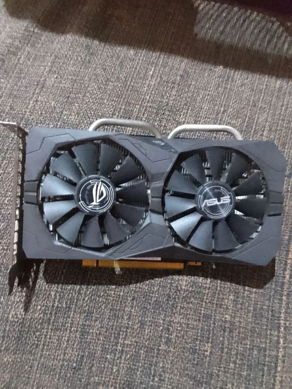 Placa de Vídeo ASUS Rog Strix RX 560 4GB
