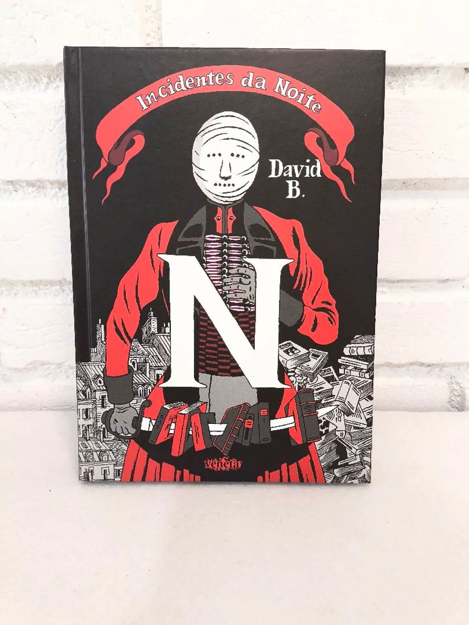 Incidentes da Noite HQ Graphic Novel Livro Quadrinhos