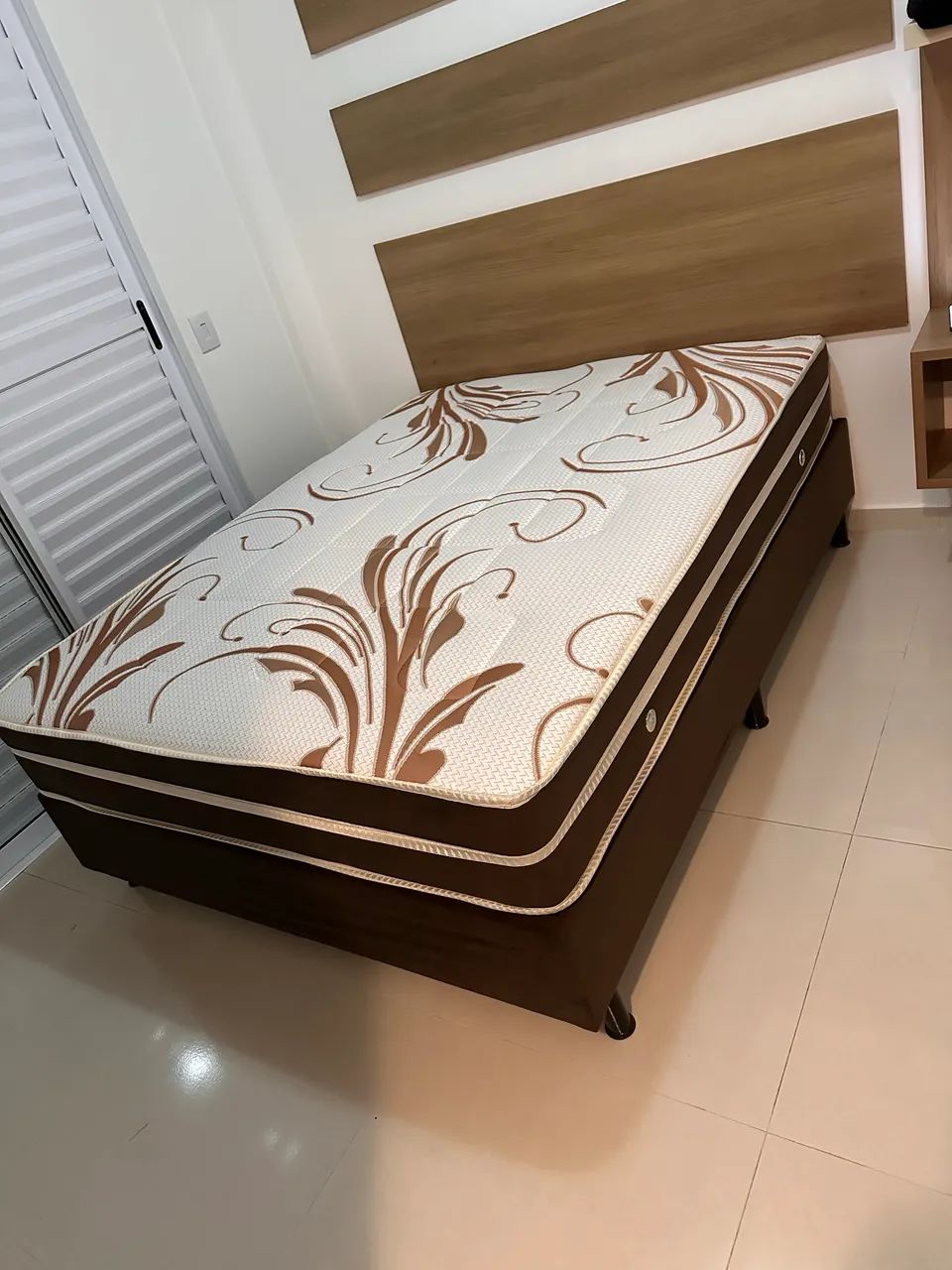Cama box casal direto de fábrica novo entrego 