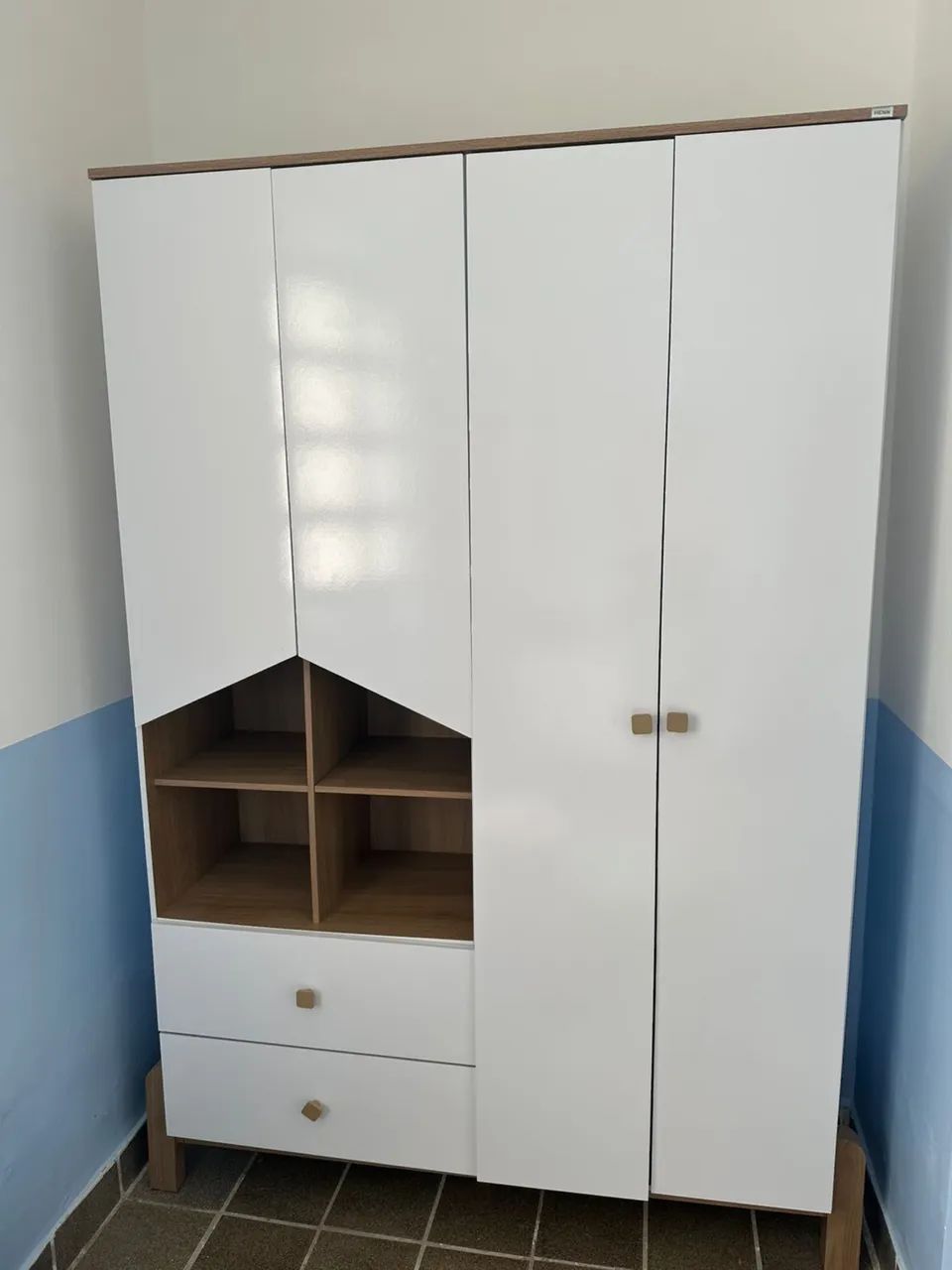 Quarto de bebê completo de 1800 por 1200