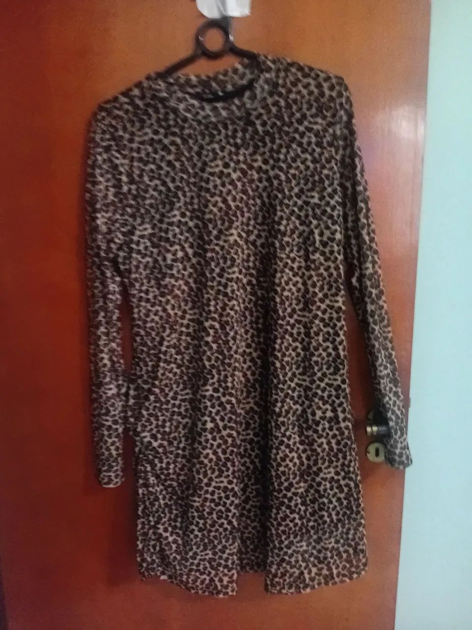 Vestido perfeito de oncinha sem uso - Foto 3