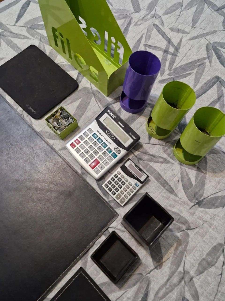 Kit Organizador de Escritório Completo (Calculadoras, Desk Pad e Organizadores) - Foto 3