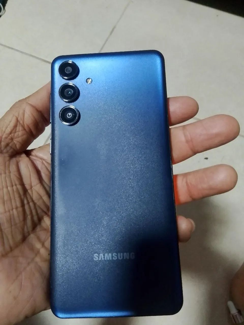 Smartphone sansung galaxy M 55 - Foto 3