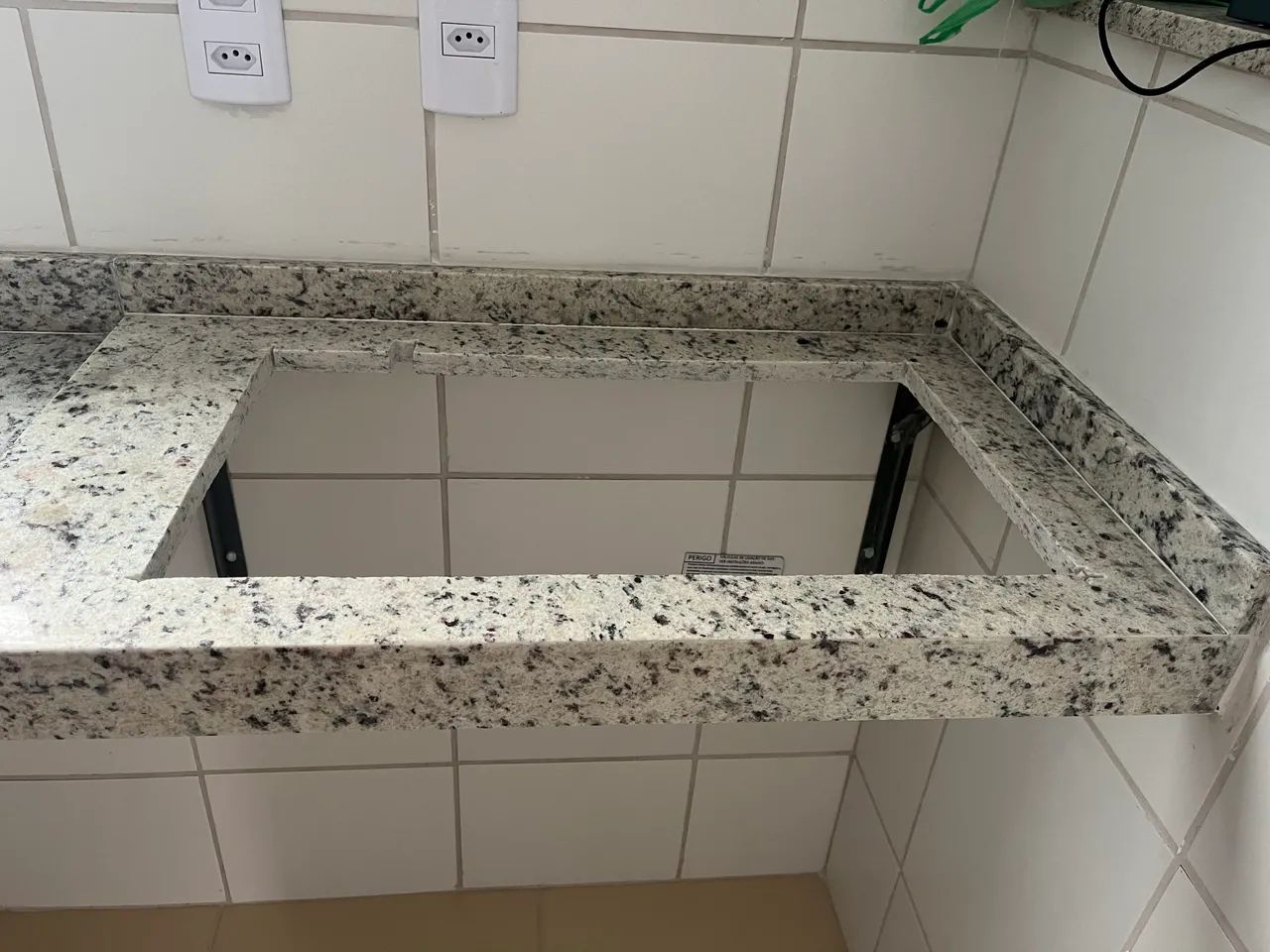 Bancada de Granito Branco Dallas - Foto 4