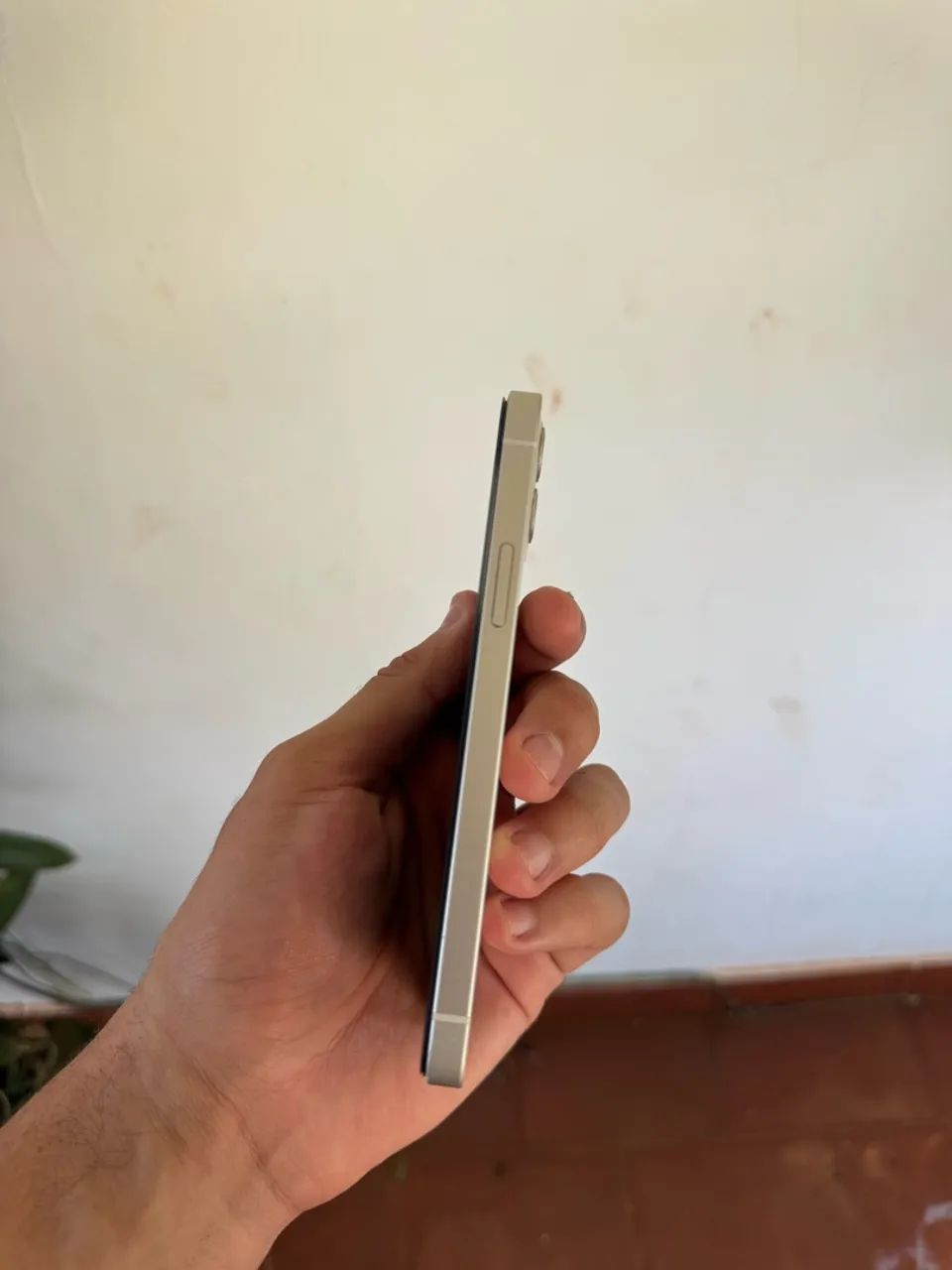 iPhone 12 64gb Branco  - Foto 2