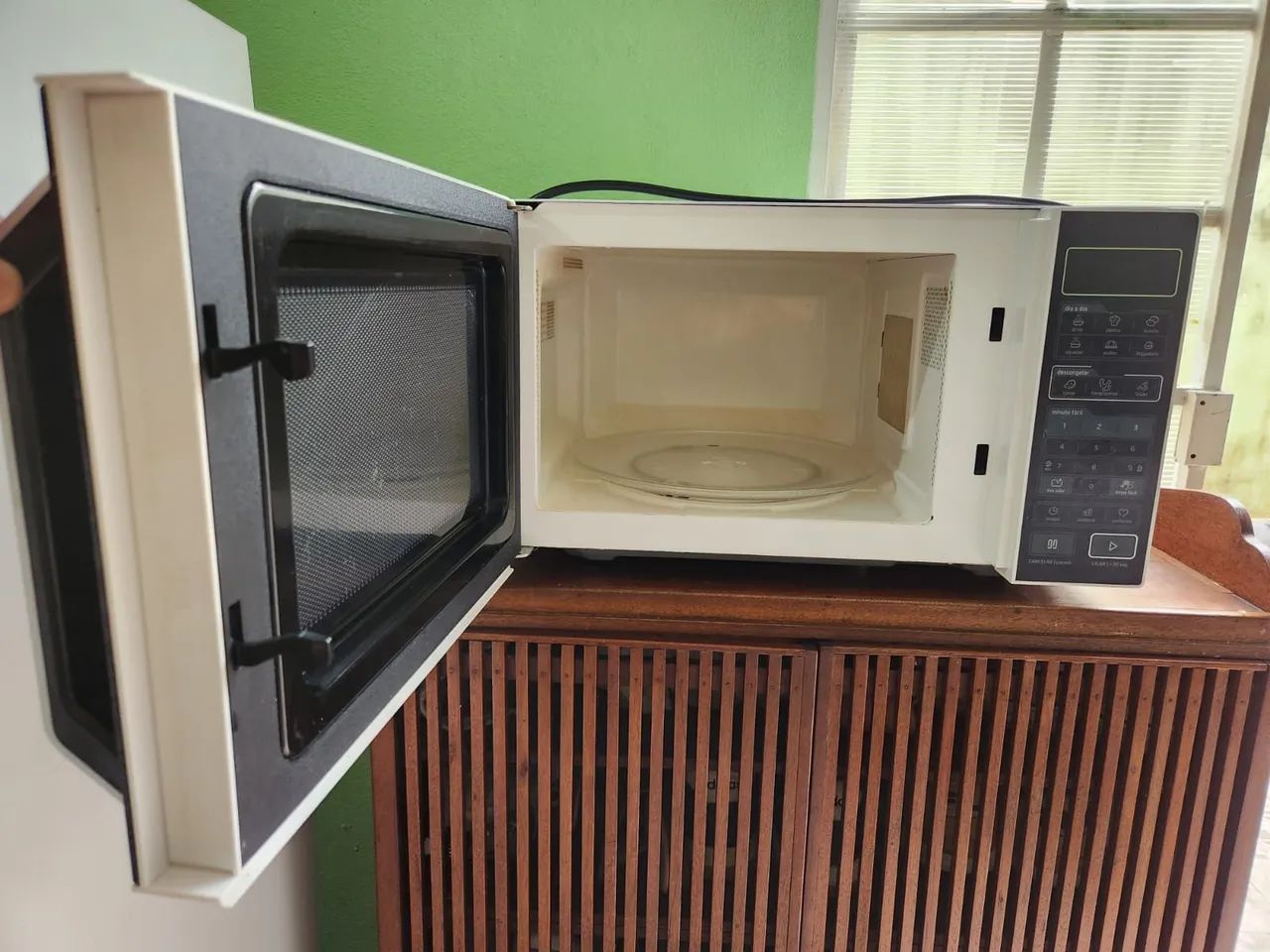 Microondas Midea - Foto 3