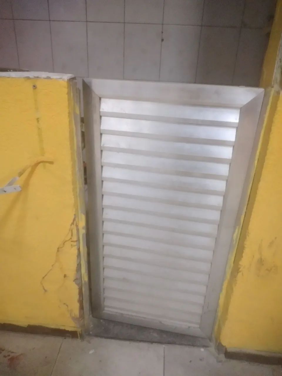 Portinha de alumínio 