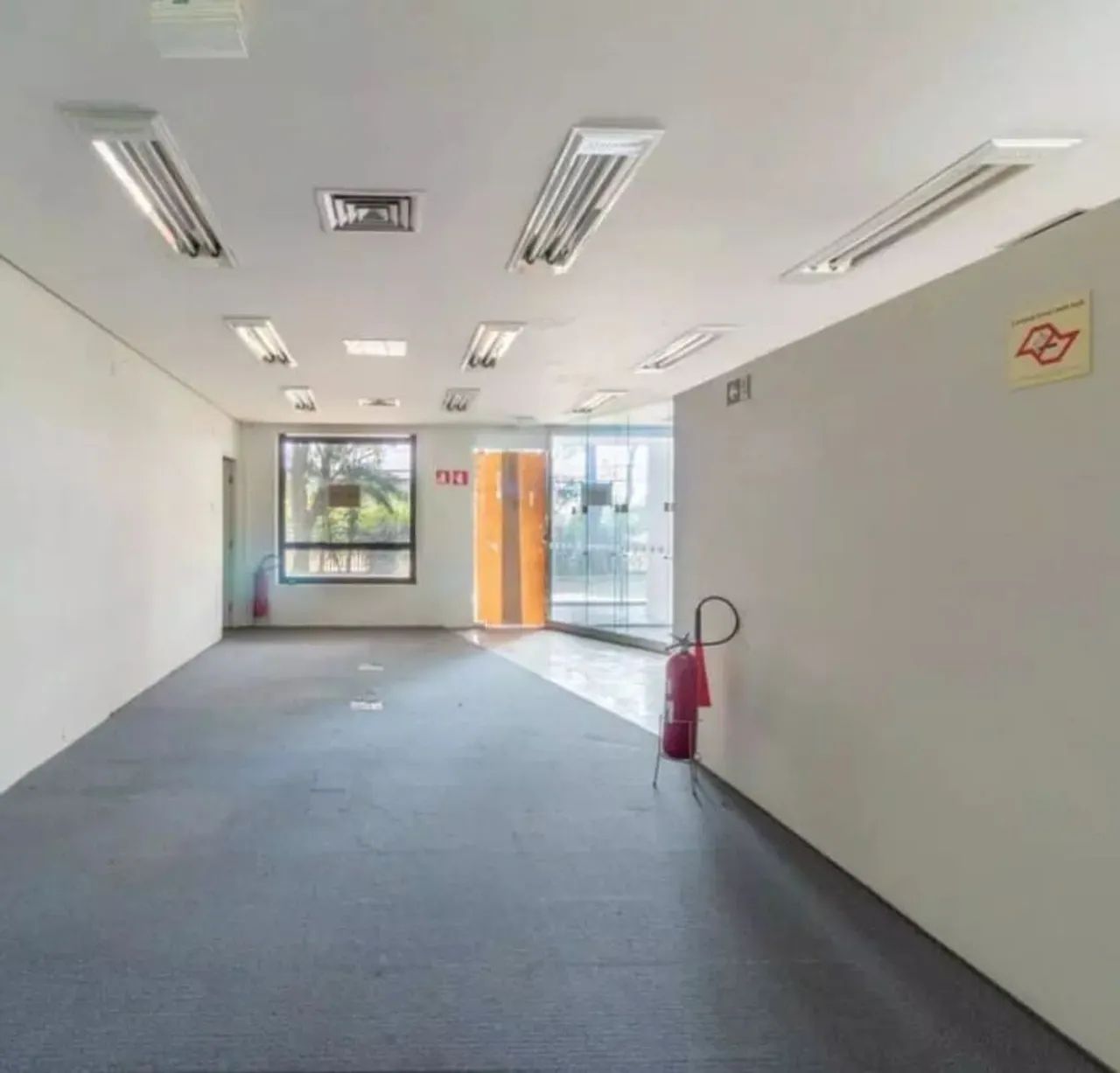Loja na Avenida General Furtado Nascimento, 740  180 m² - Foto 4