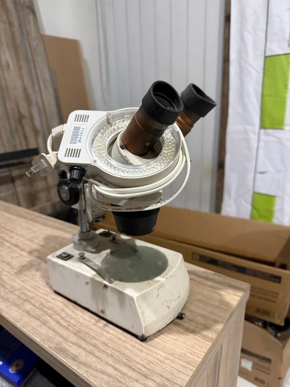 Microscópio binocular  - Foto 2
