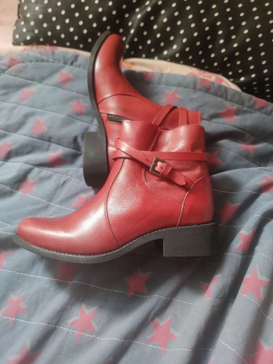 BOTA VERMELHA DE COURO DATELLI - Foto 3