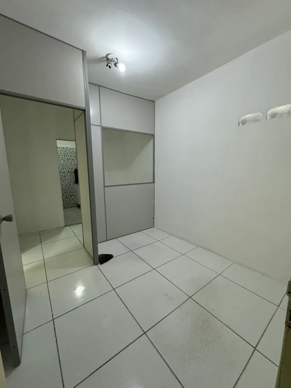 Alugo casa comercial na Madalena ( Térreo)  - Foto 4