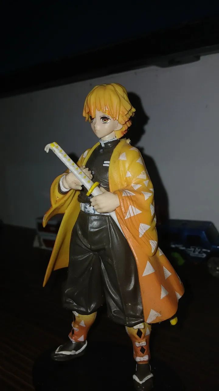Action figure Demon slayer Zenitsu 