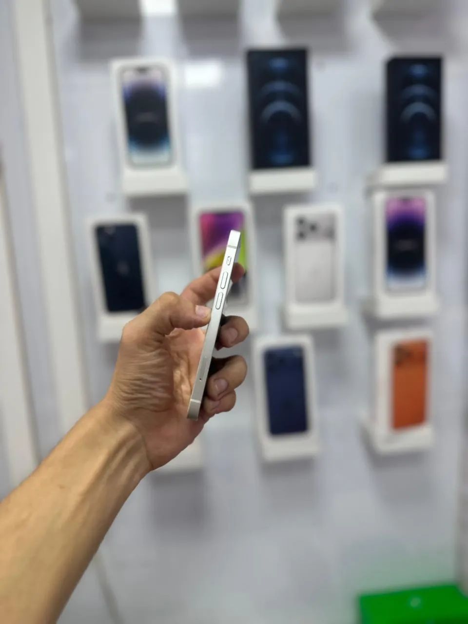 iPhone 12 Mini - 64GB ?1.399,00 - Celulares e Smartphones