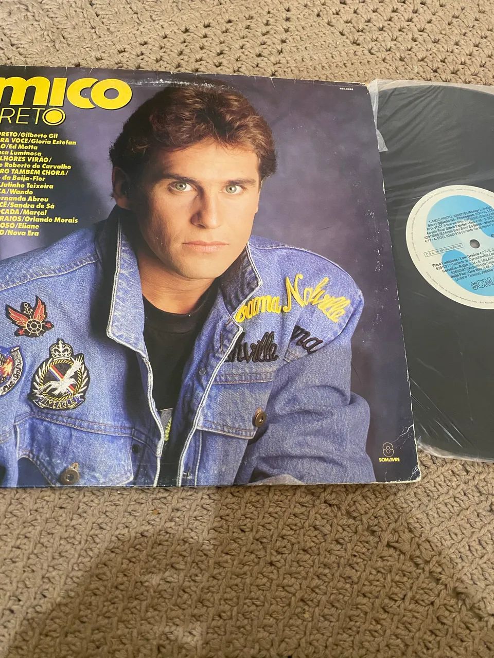 Vinil novela mico preto 