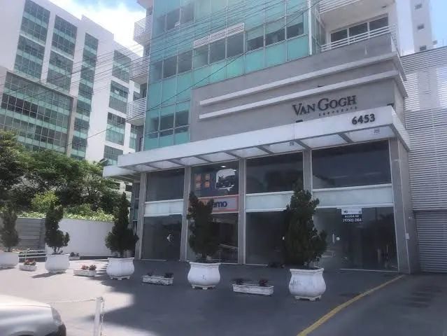 Sala comercial sol da manhã 