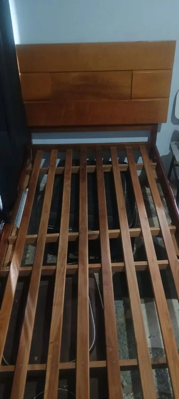 Cama de solteiro 