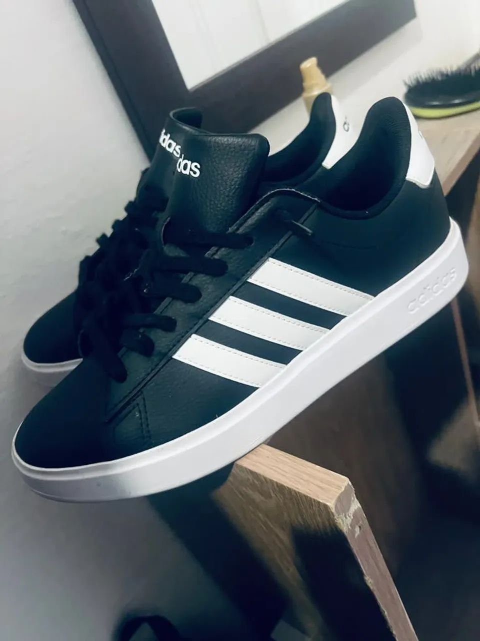 Tênis Adidas 