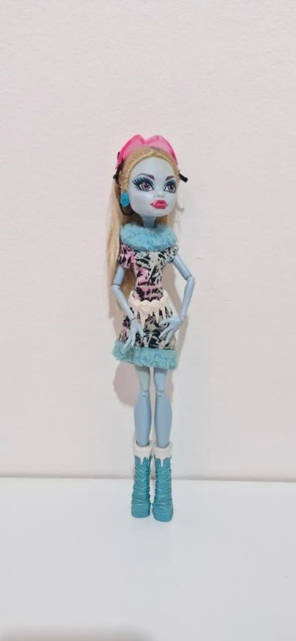Monster High Abbey Art Class