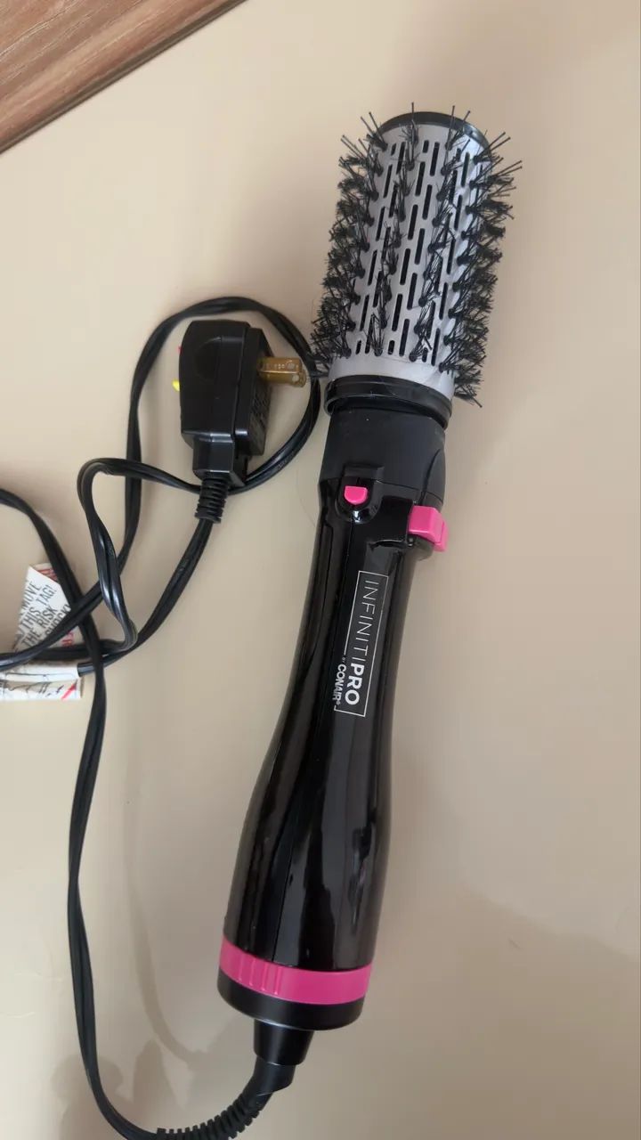 Escova modeladora giratória de cabelo Conair Polishop 500w