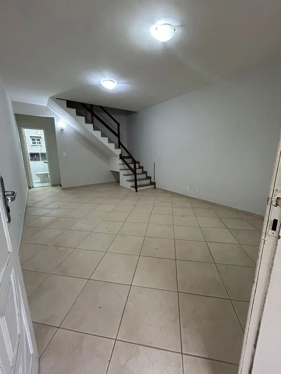 ALUGO FIXO IMÓVEL DUPLEX DE DOIS QUARTOS  - Foto 3