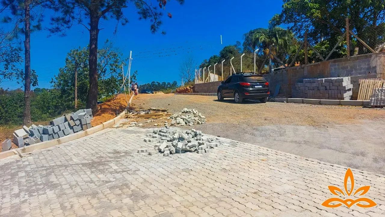 87A-TERRENO EM ATIBAIA COM ÁGUA E LUZ PRONTO