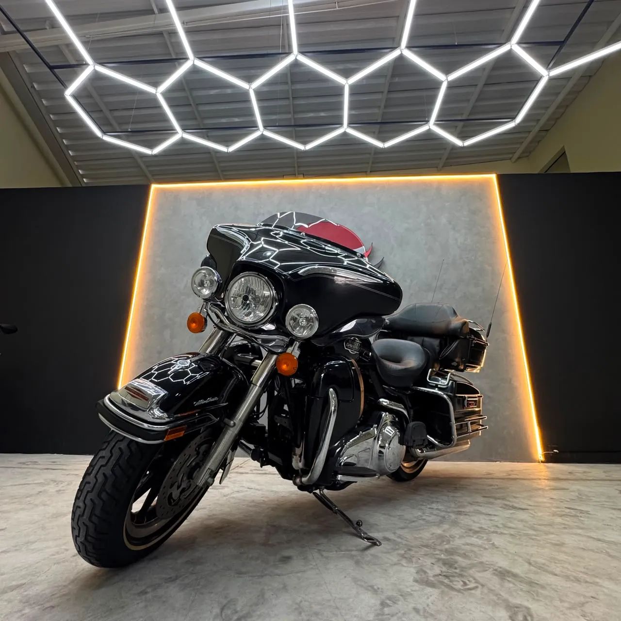 Harley-Davidson ELECTRA GLIDE ULTRA CLAS. S.EAGLE FLHTCU - Foto 4