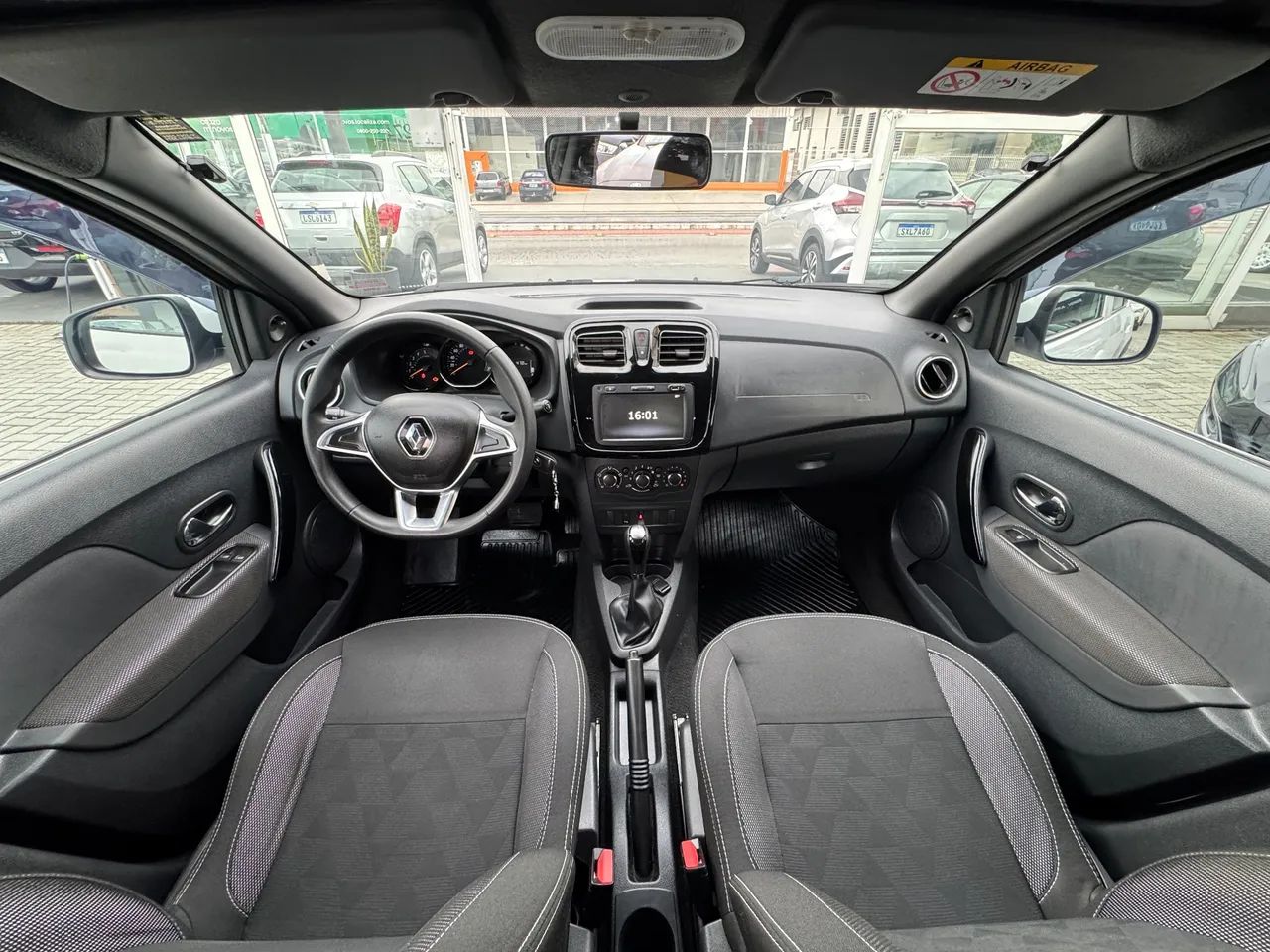 Renault Logan Zen Flex 1.6 16V 4P Mec. 2020 - Foto 5