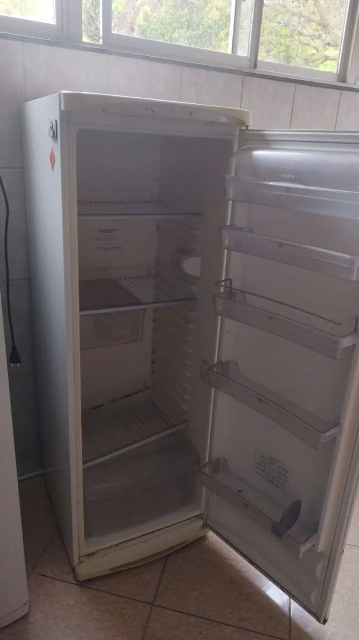 Vendo geladeira
