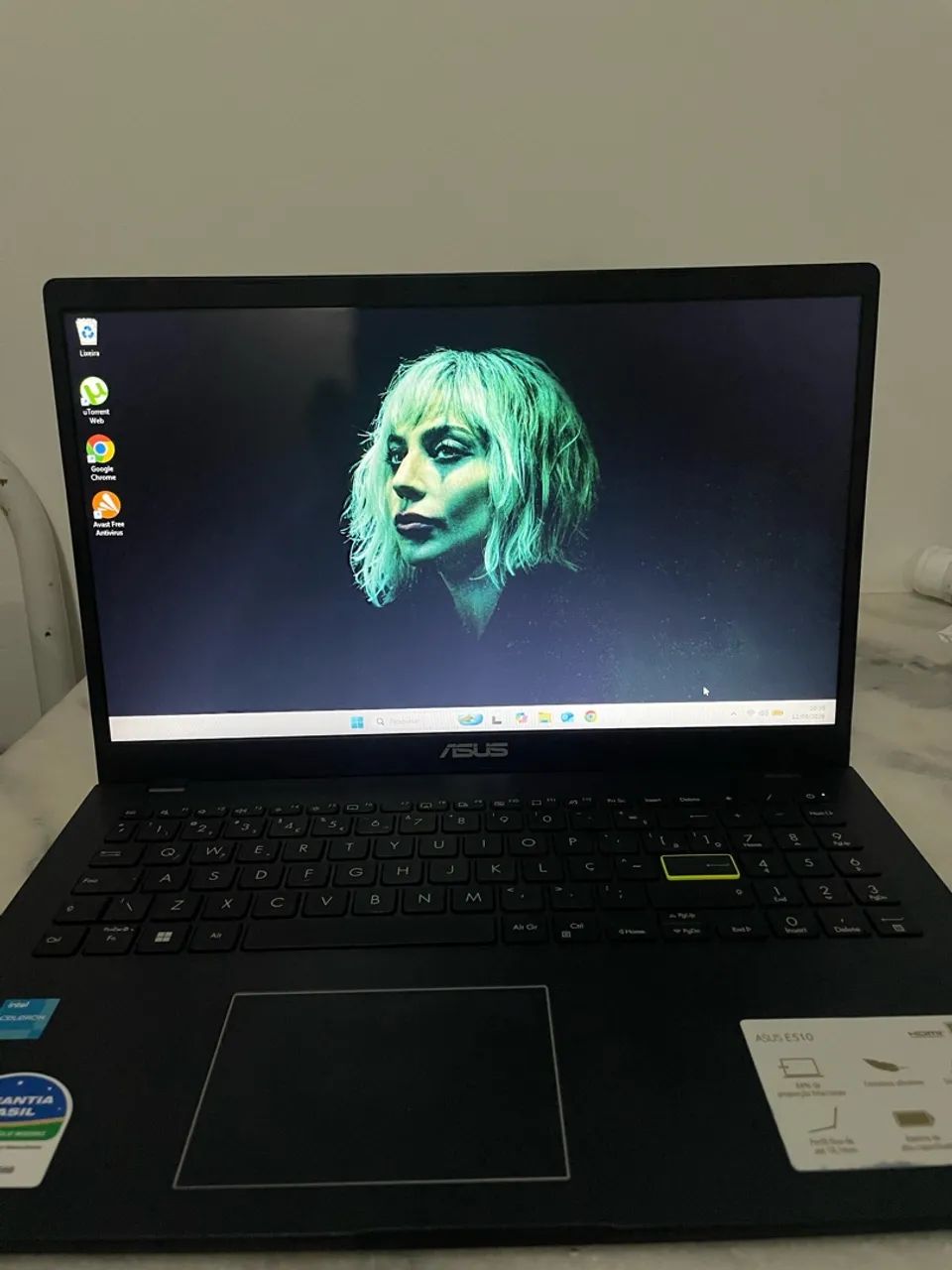 Notebook ASUS Intel dual core 4Gb RAM 128GB 
