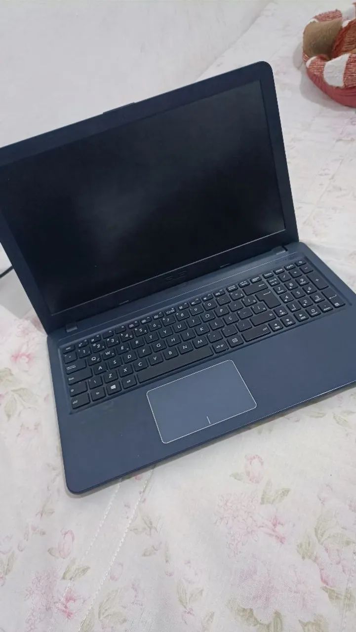 Vendo notebook em perfeito estado. Ótimo para estudos e cursos vai com o mouse!! - Foto 5