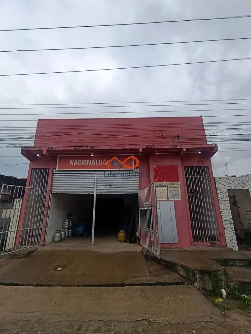 Imóvel comercial, próximo da UFS, à venda no Rosa Elze em São Cristóvão-SE