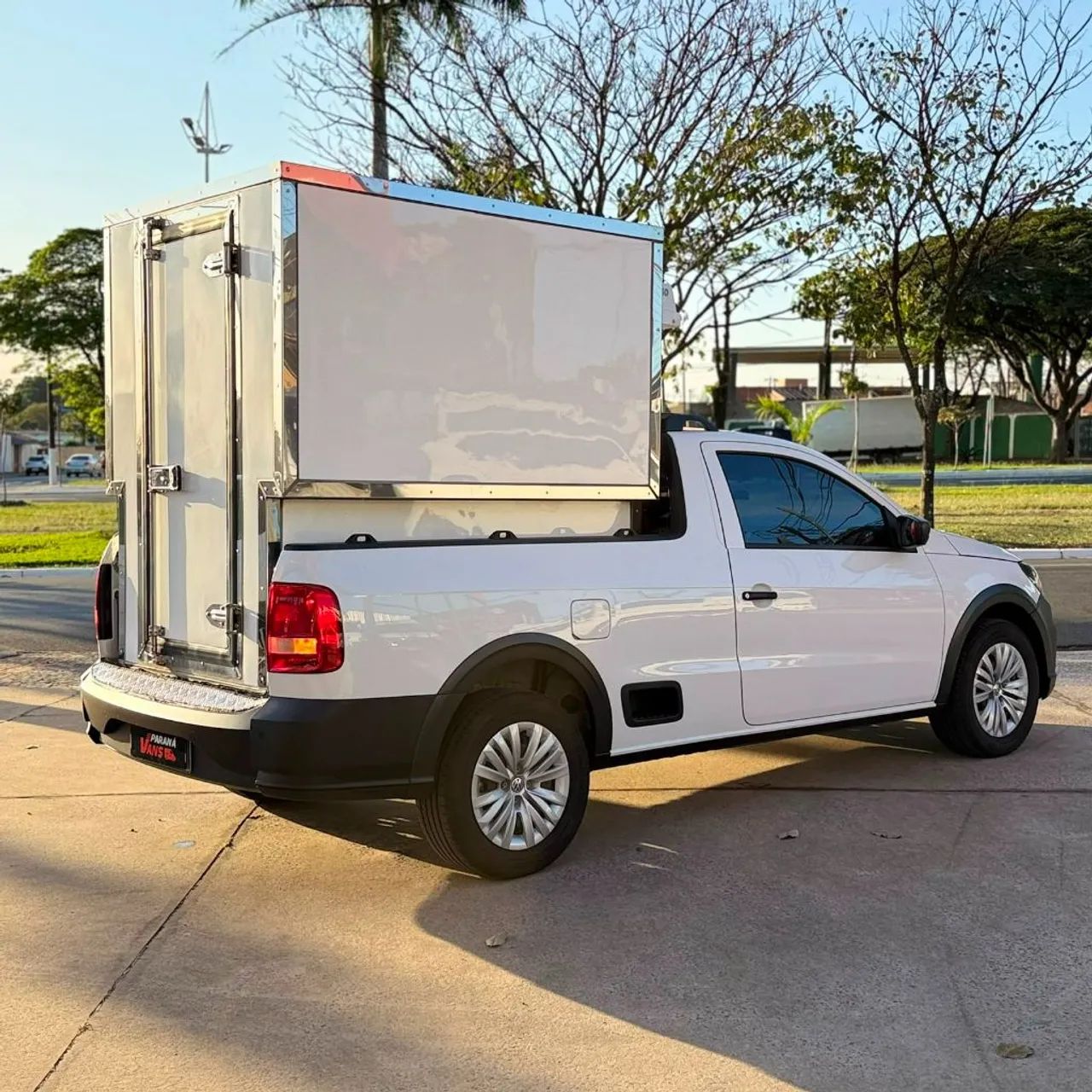 Volkswagen Saveiro Robust 1.6 Total Flex 8V 2023 - Foto 4
