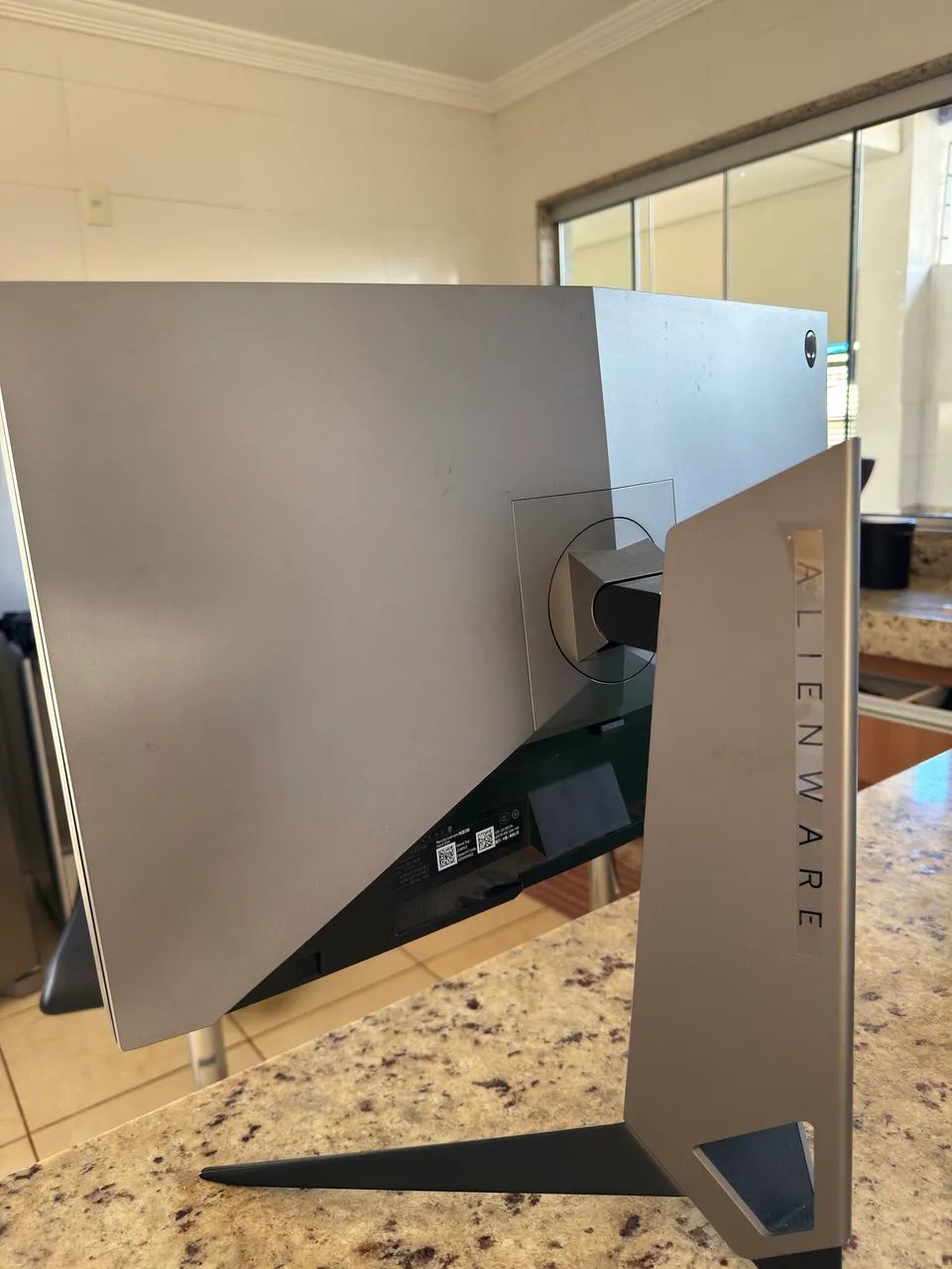 Monitor Alienware 240hz - 24,5 polegadas - Foto 2