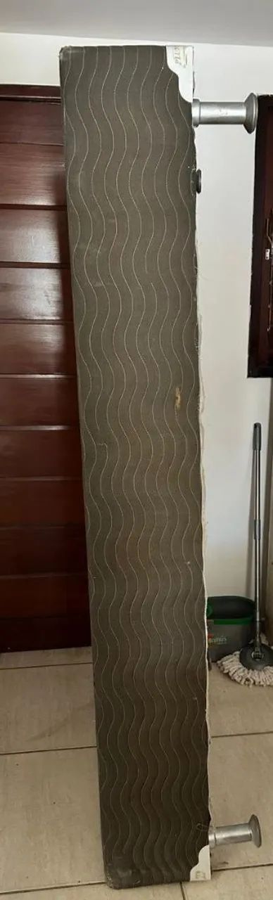 Vendo cama box solteiro
