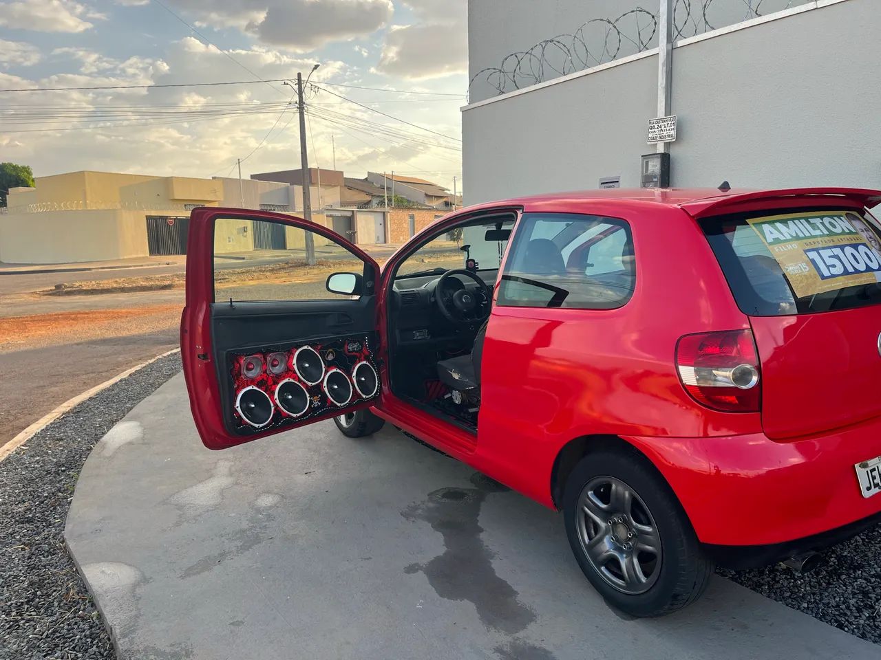 Volkswagen Fox City 1.0mi/ 1.0mi Total Flex 8V 3P 2005