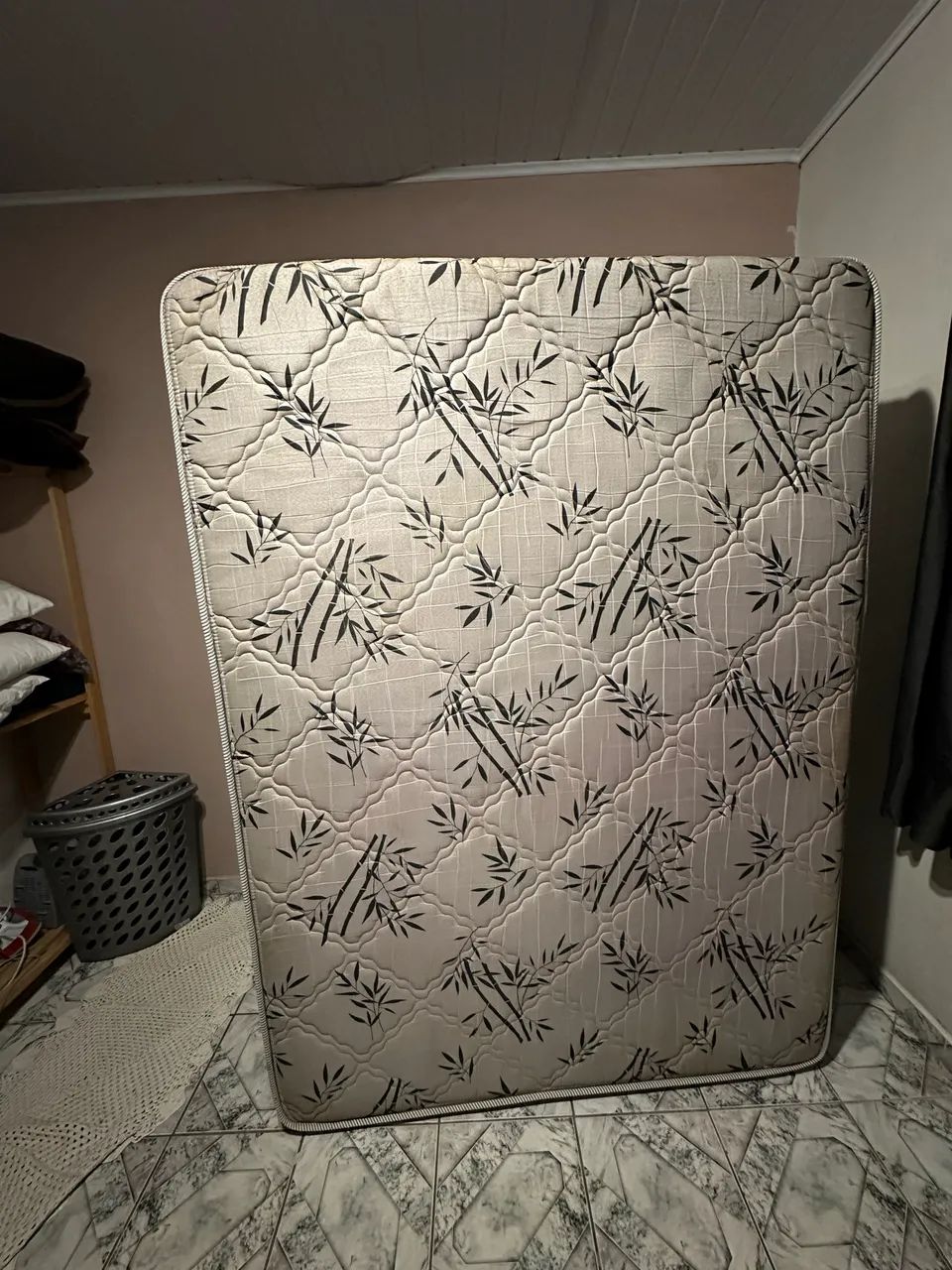Cama box casal com molas 