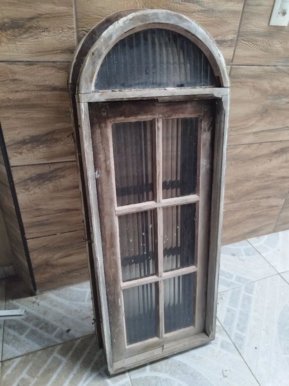 Colonial-Style Pivot Casement Window