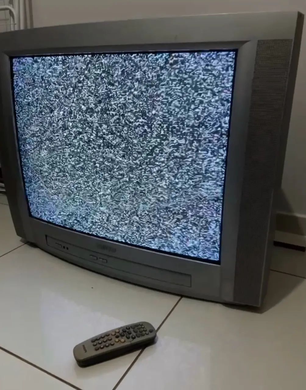TV Philips 29 polegadas  - Foto 2