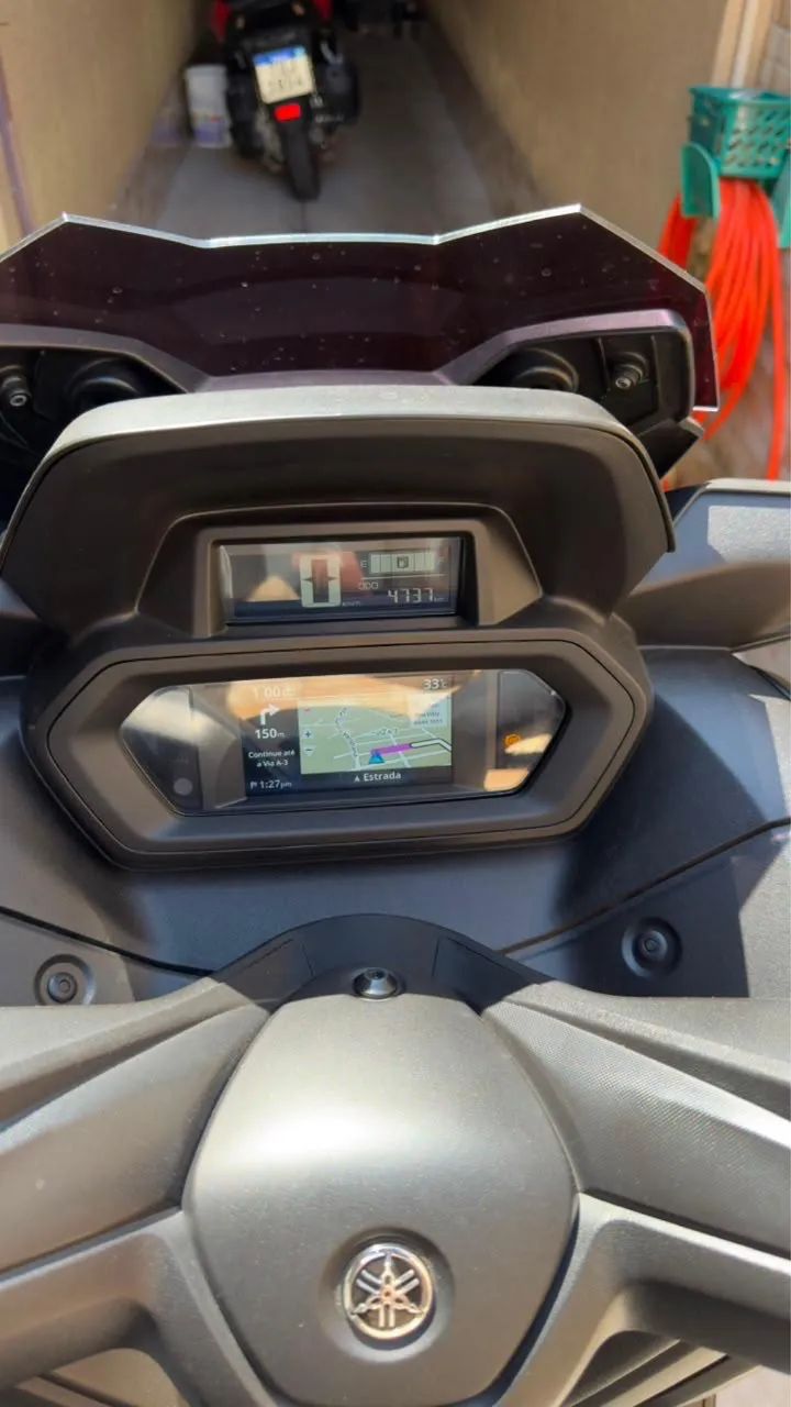 XMAX 250 ABS  - Foto 3