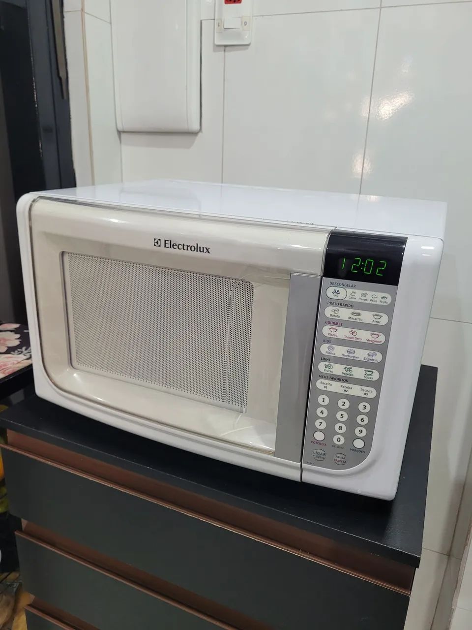 Microondas Eletrolux 31 Litros Conservado 