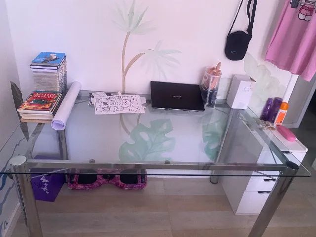 Mesa Retangular com Tampo de Vidro e Pés Cromados - Foto 4