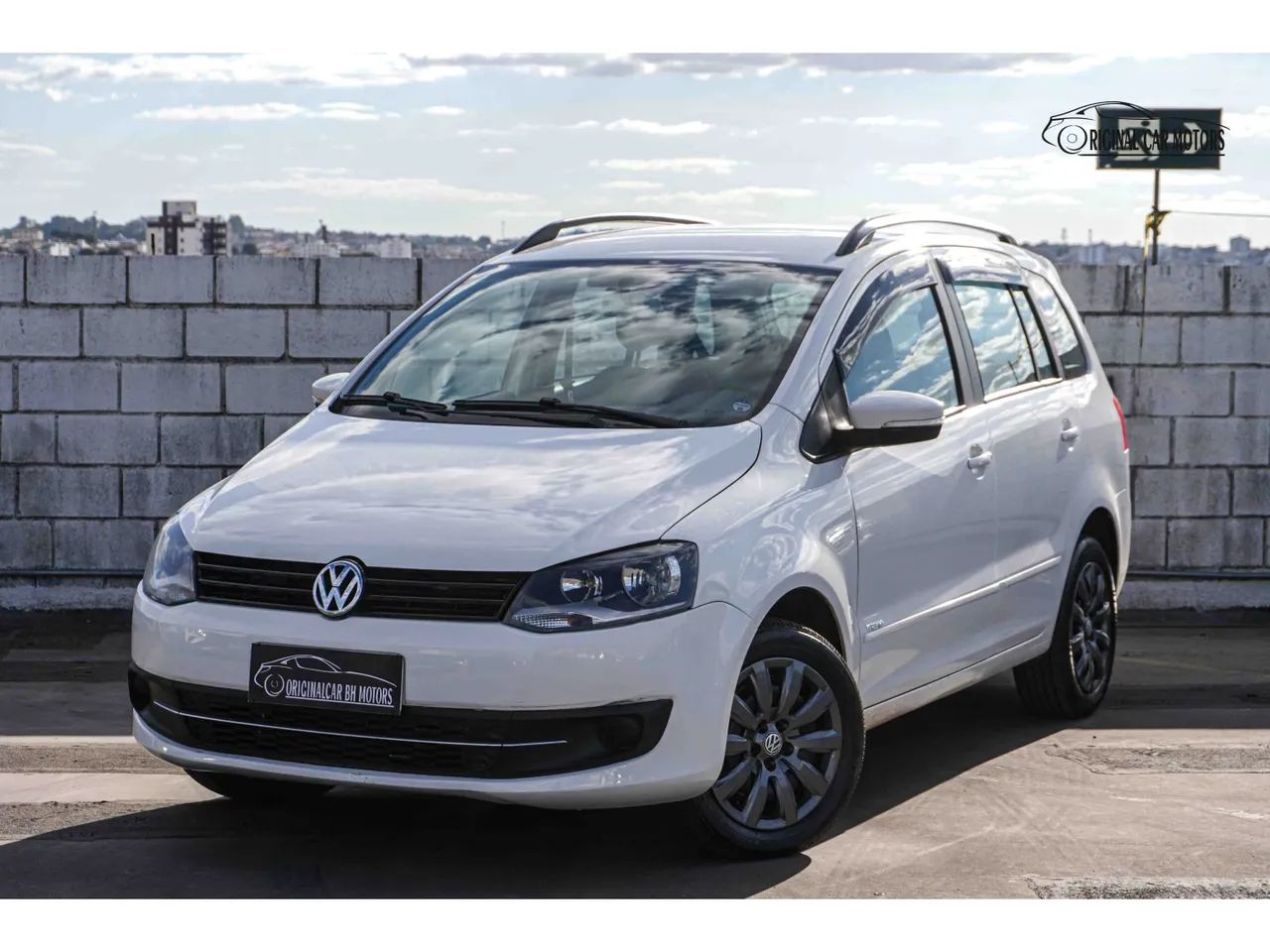 Volkswagen Spacefox SPACEFOX  TREND I MOTION 1.6 T. Flex 8V 2014