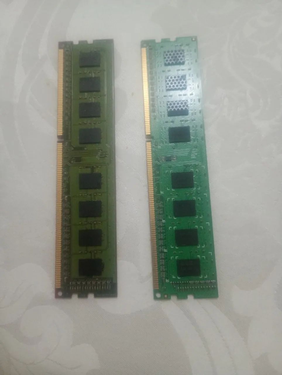 Memória ram DDR3  ,4 gb e 2gb