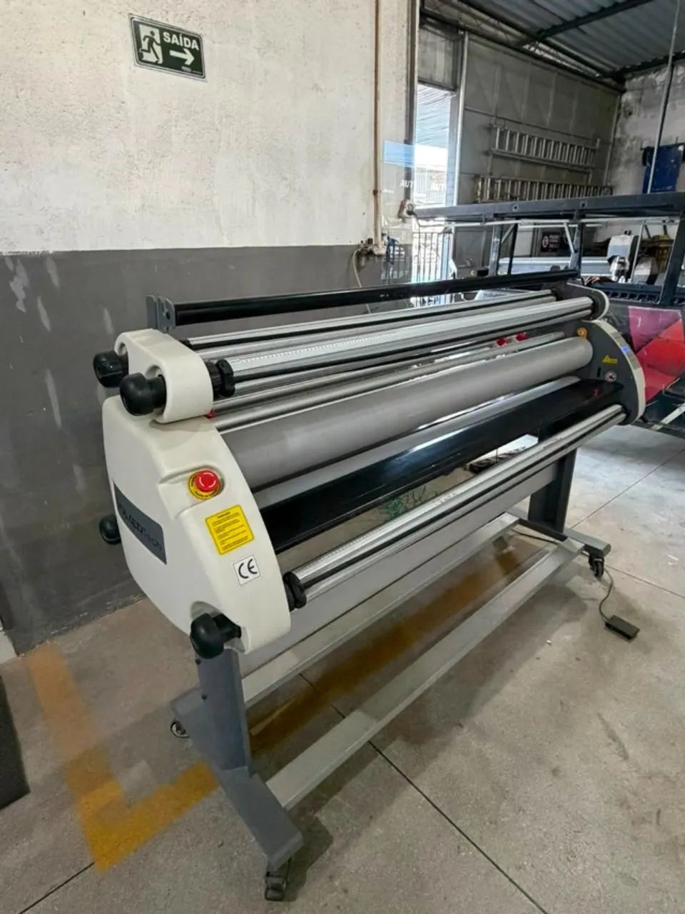 Laminadora automática VolkerTech VT-1600DA 1,60m Pneumática - Excelente Estado - Foto 2