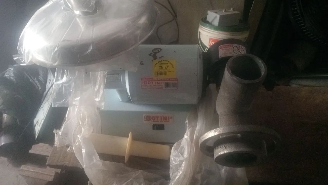 Máquina de moer carne e  grãos de café  - Foto 2